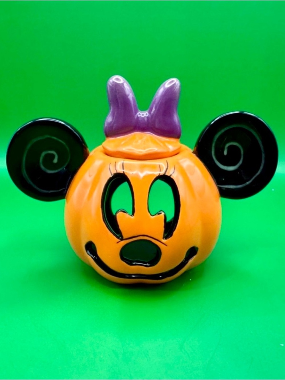 Disney Halloween Minnie Mouse Pumpkin Tea-light Candle Holder 🎃💜🌼